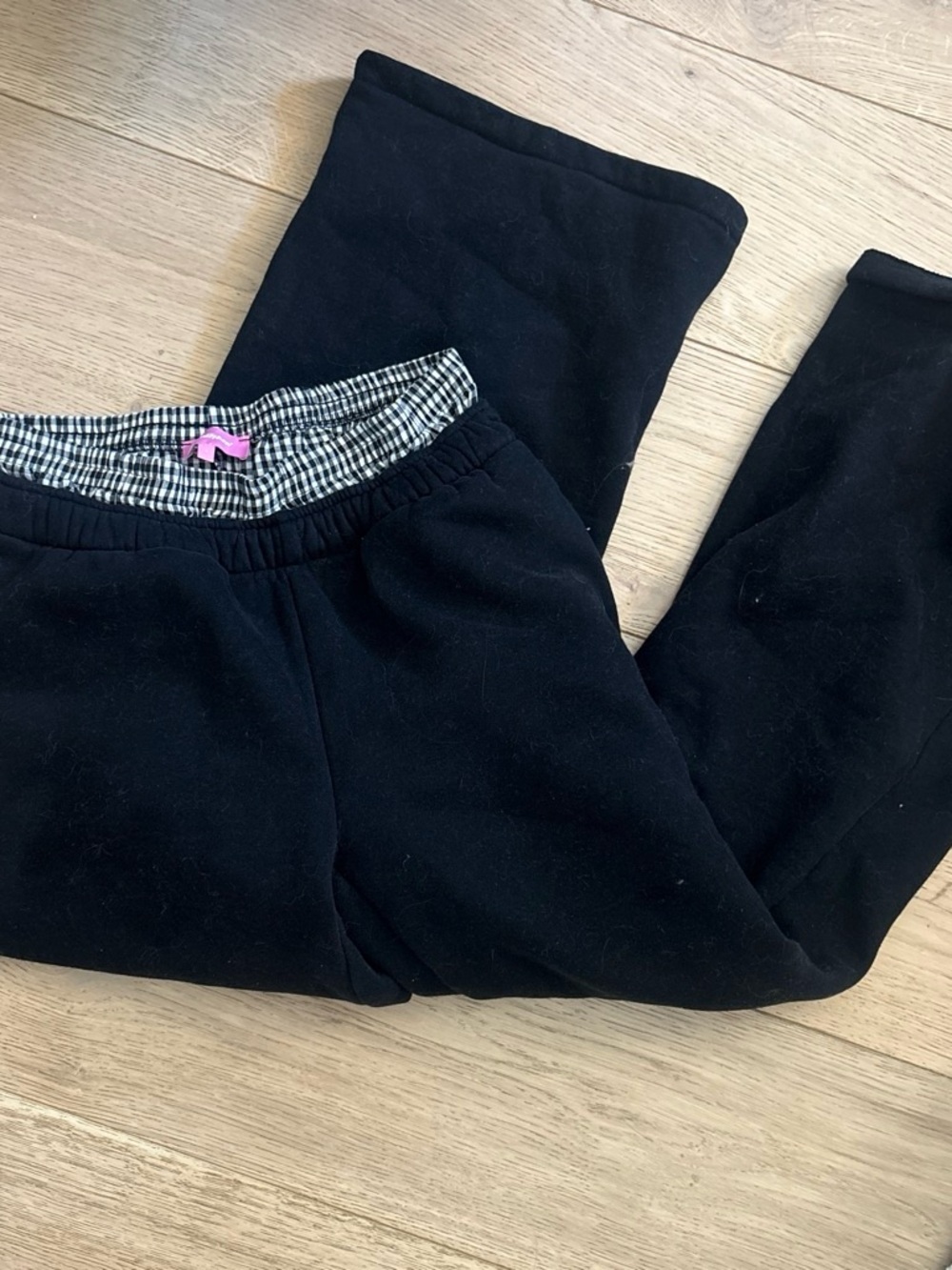 Edikted Black Kids Sweatpants with Gingham Waistband and Pink Bow